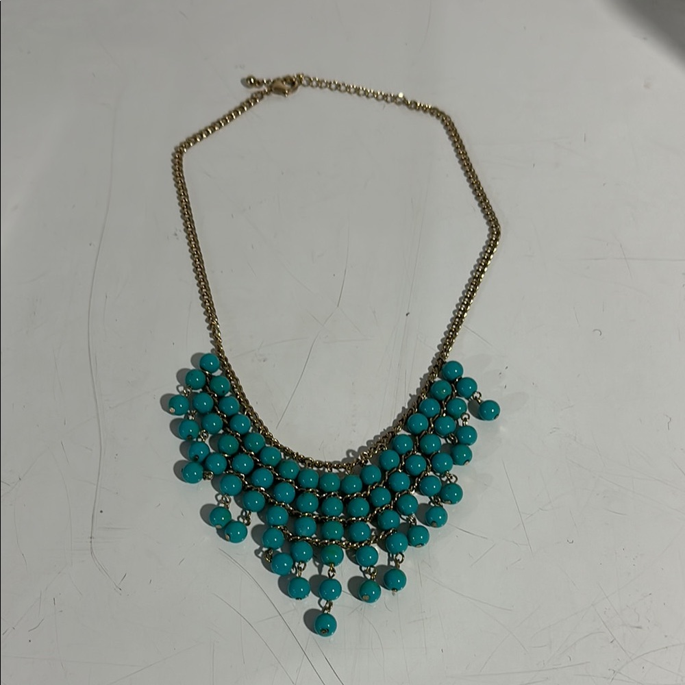 Elegant Gold and Turquoise Necklace
